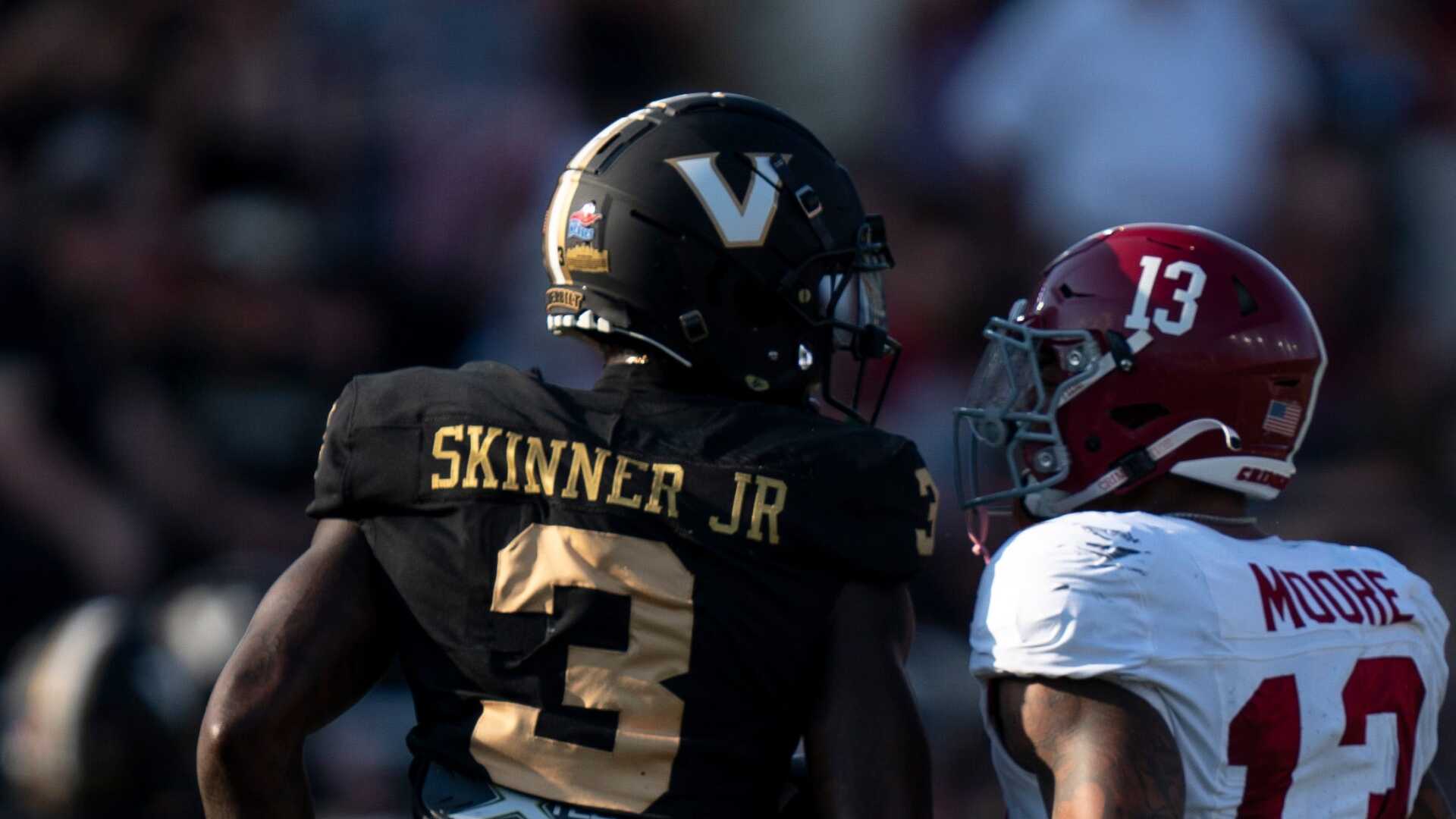 Alabama safety Malachi Moore apologizes for his outburst late in loss to Vanderbilt