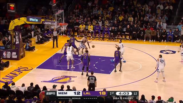 Steven Adams with a dunk vs the Los Angeles Lakers