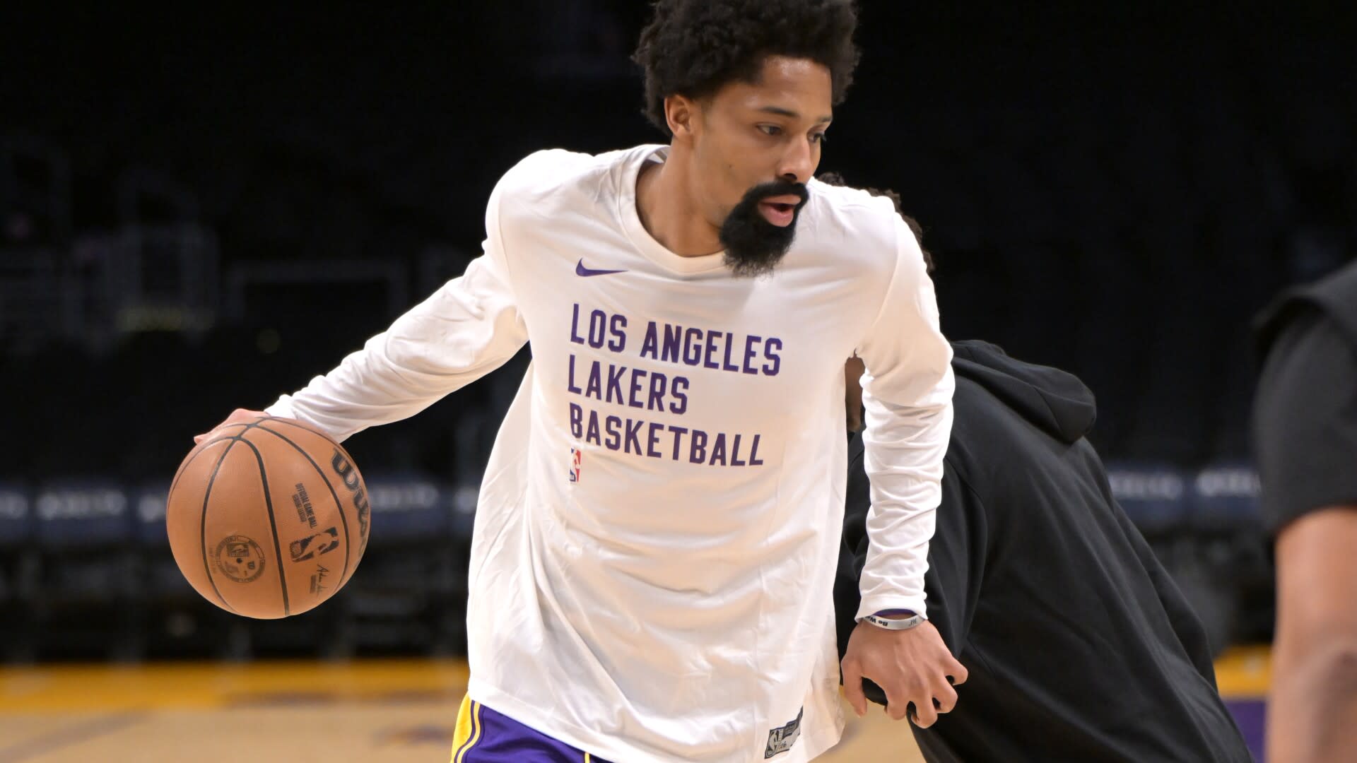 Basketball Pickups: Spencer Dinwiddie flourishes in spot start