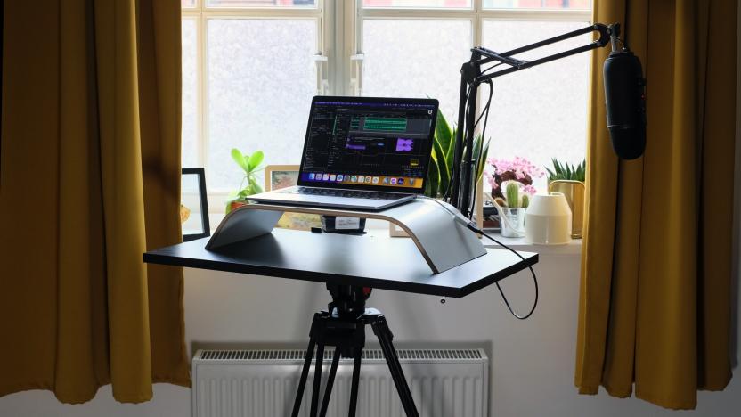 Intension Tripod Standing Desk Pro