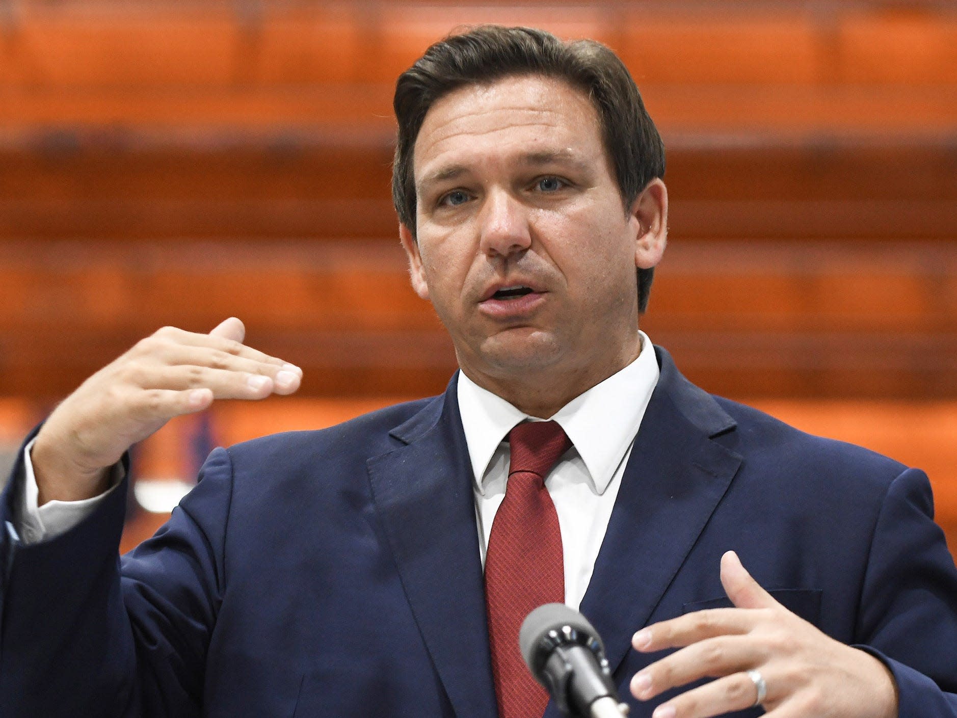 10 Florida residents sue state governor Ron DeSantis for ending $300 unemployment benefits 2 months early