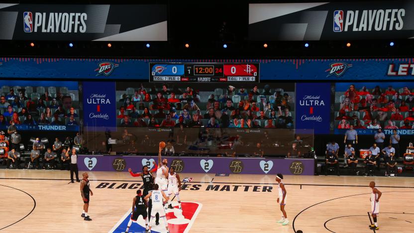 LAKE BUENA VISTA, FLORIDA - AUGUST 24: Robert Covington #33 of the Houston Rockets and Steven Adams #12 of the Oklahoma City Thunder jump for the opening tip off of game four of the first round of the 2020 NBA Playoffs at AdventHealth Arena at ESPN Wide World Of Sports Complex on August 24, 2020 in Lake Buena Vista, Florida. NOTE TO USER: User expressly acknowledges and agrees that, by downloading and or using this photograph, User is consenting to the terms and conditions of the Getty Images License Agreement. (Photo by Kim Klement-Pool/Getty Images)