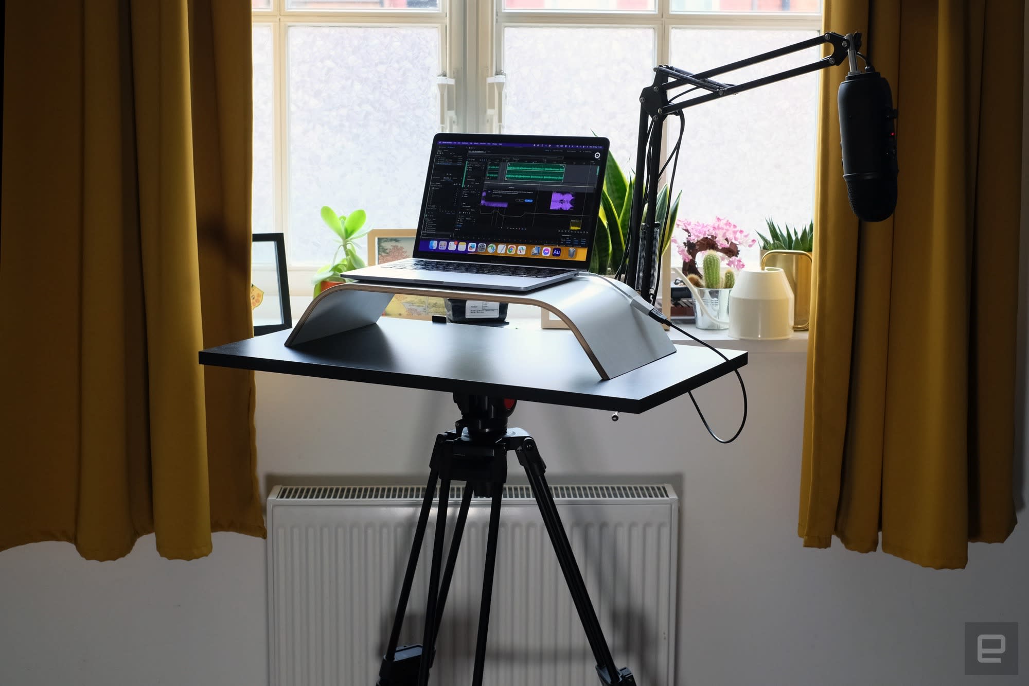 The Tripod Desk Pro is a portable standing desk that upgraded my