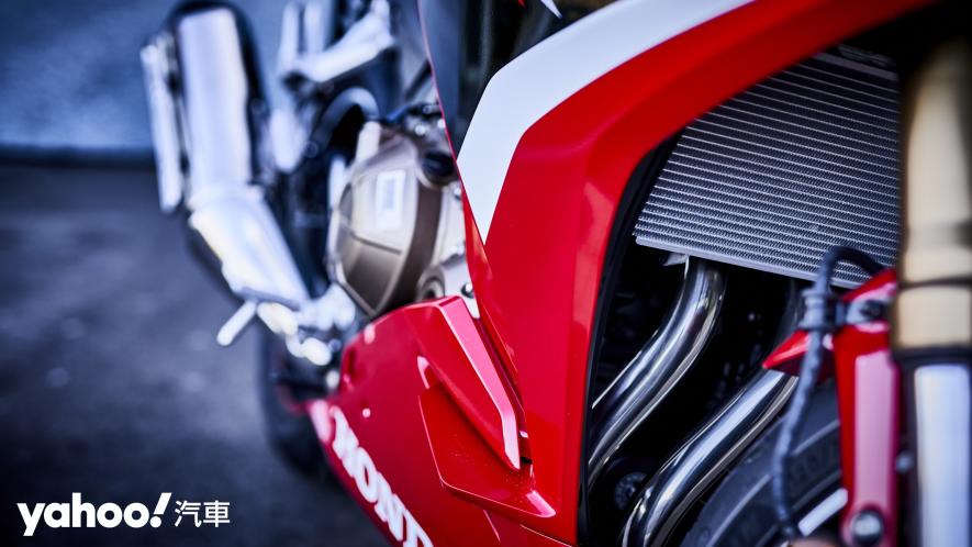 2022年式Honda CBR500R小改款賽道試駕！最超值的街跑是進化或者？！ - 8