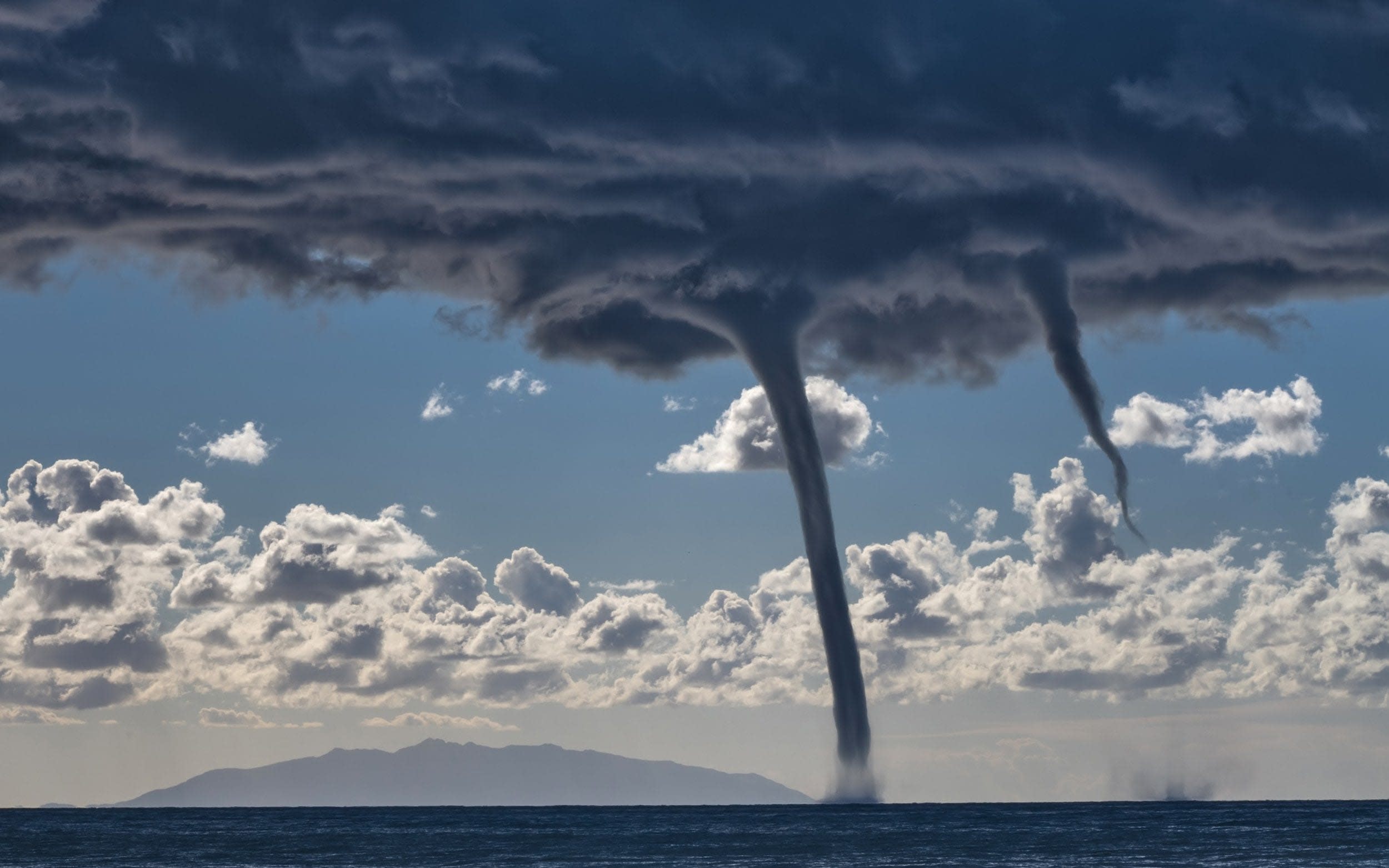 Superyacht sinking: what is a waterspout?