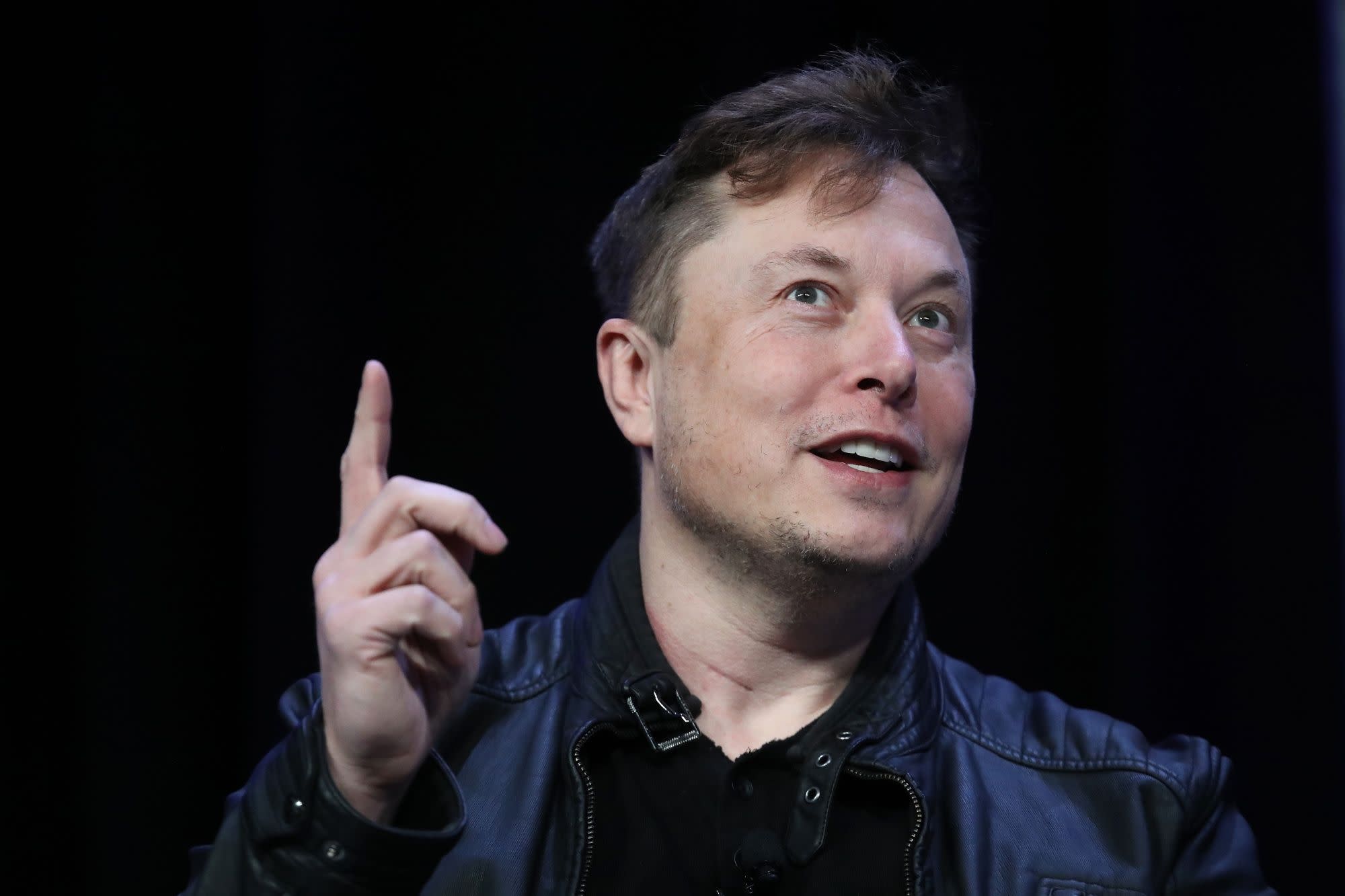 Musk Tweets Meme, a build stock of Japanese Idol game maker