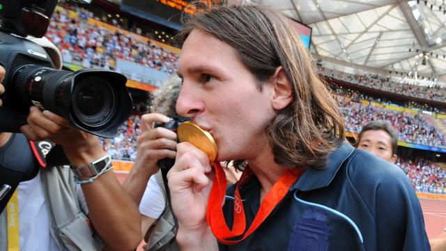 No. 5: Messi dominates Beijing 2008 & wins gold