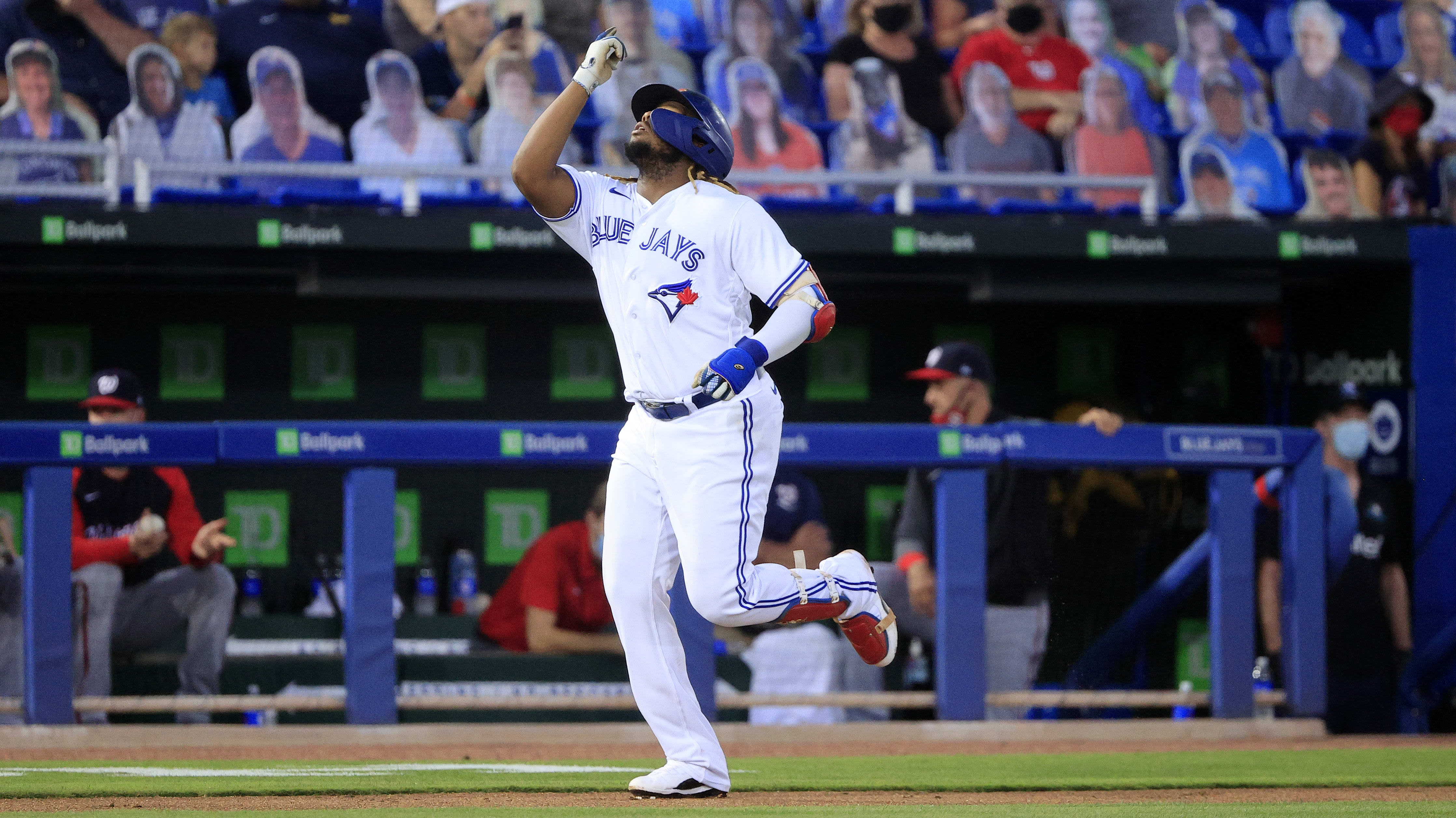 Guerrero hits 3 HRs, slam off Scherzer, Jays beat Nats