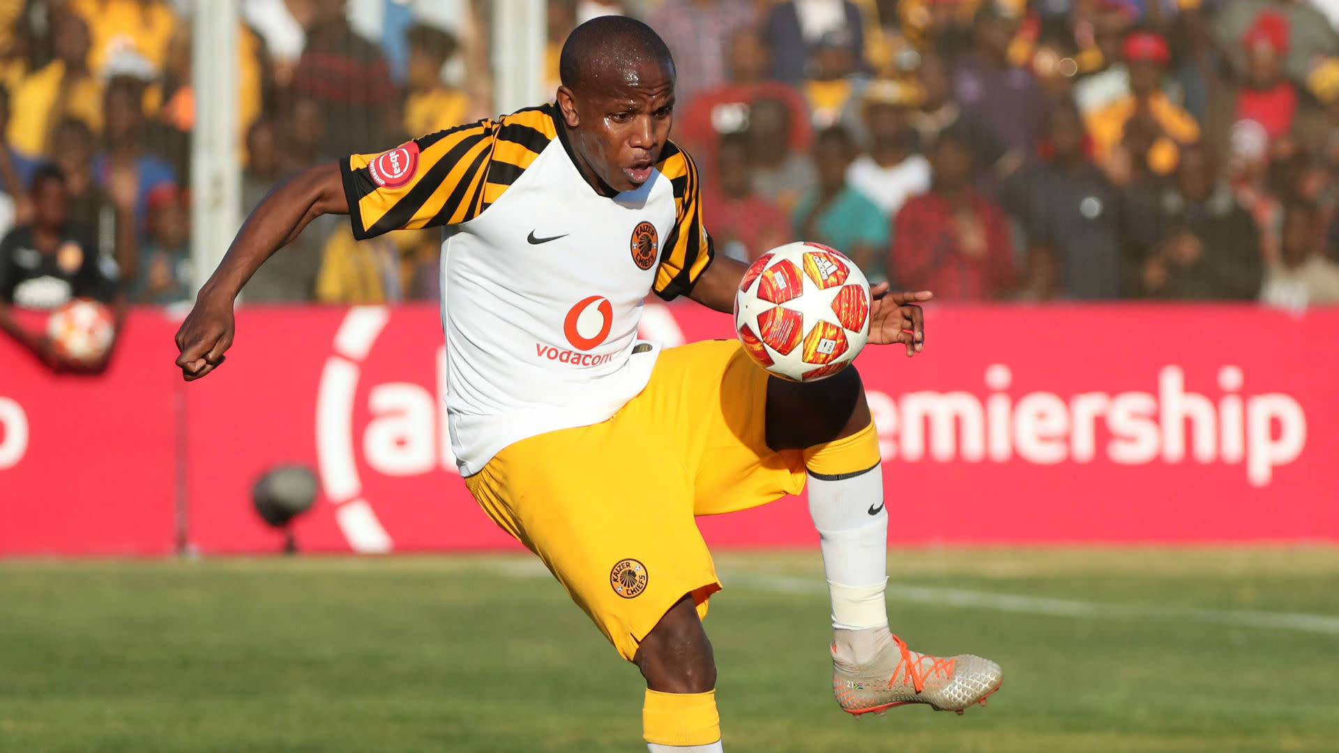 Kaizer Chiefs Have Enough Players To Fill In For Manyama Middendorp