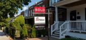 A home sale sign. (Getty Images)