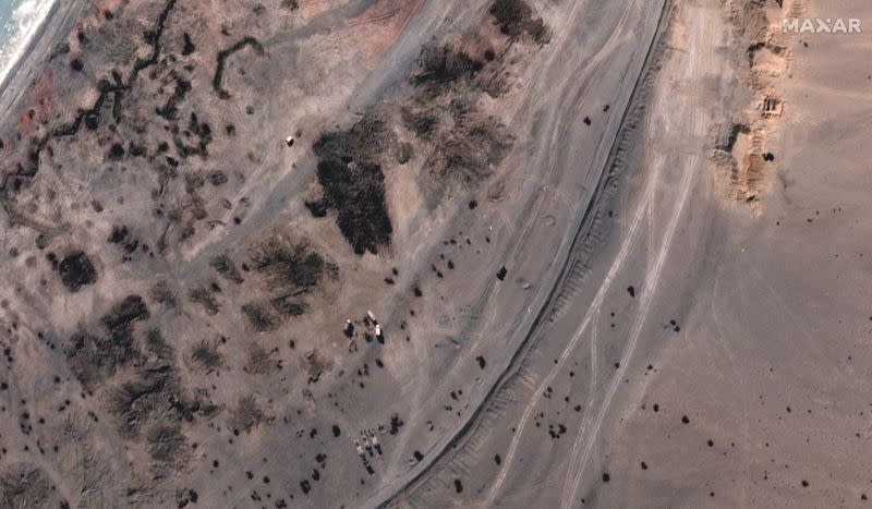 Satellite images show China emptying military camps on the border with India