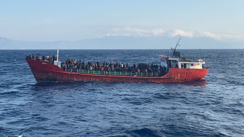 Greece rescues cargo ship with 400 migrants, asks Turkey to accept its return