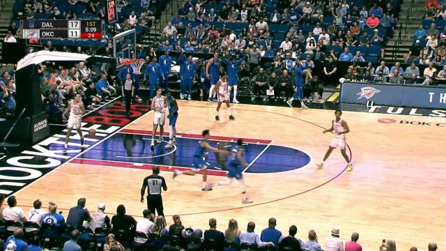 Josh Green with a dunk vs the Oklahoma City Thunder