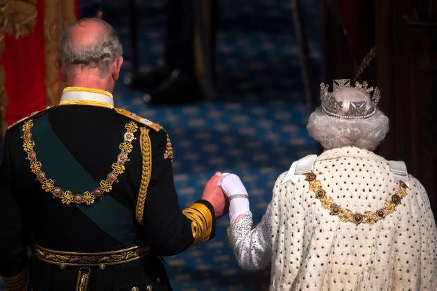 Queen Elizabeth II has died at 96 5a9a504d8c02ae6889ac458d281cf8fb