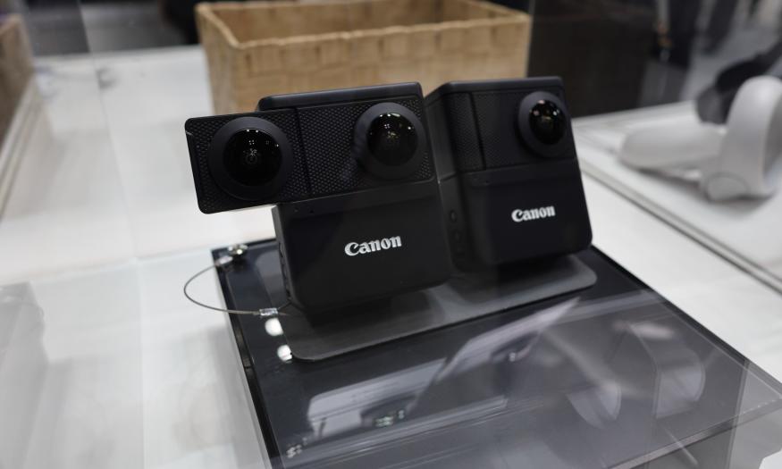 Benign skæbnesvangre Ruin Canon made a prototype 180- and 360-degree VR camera | Engadget