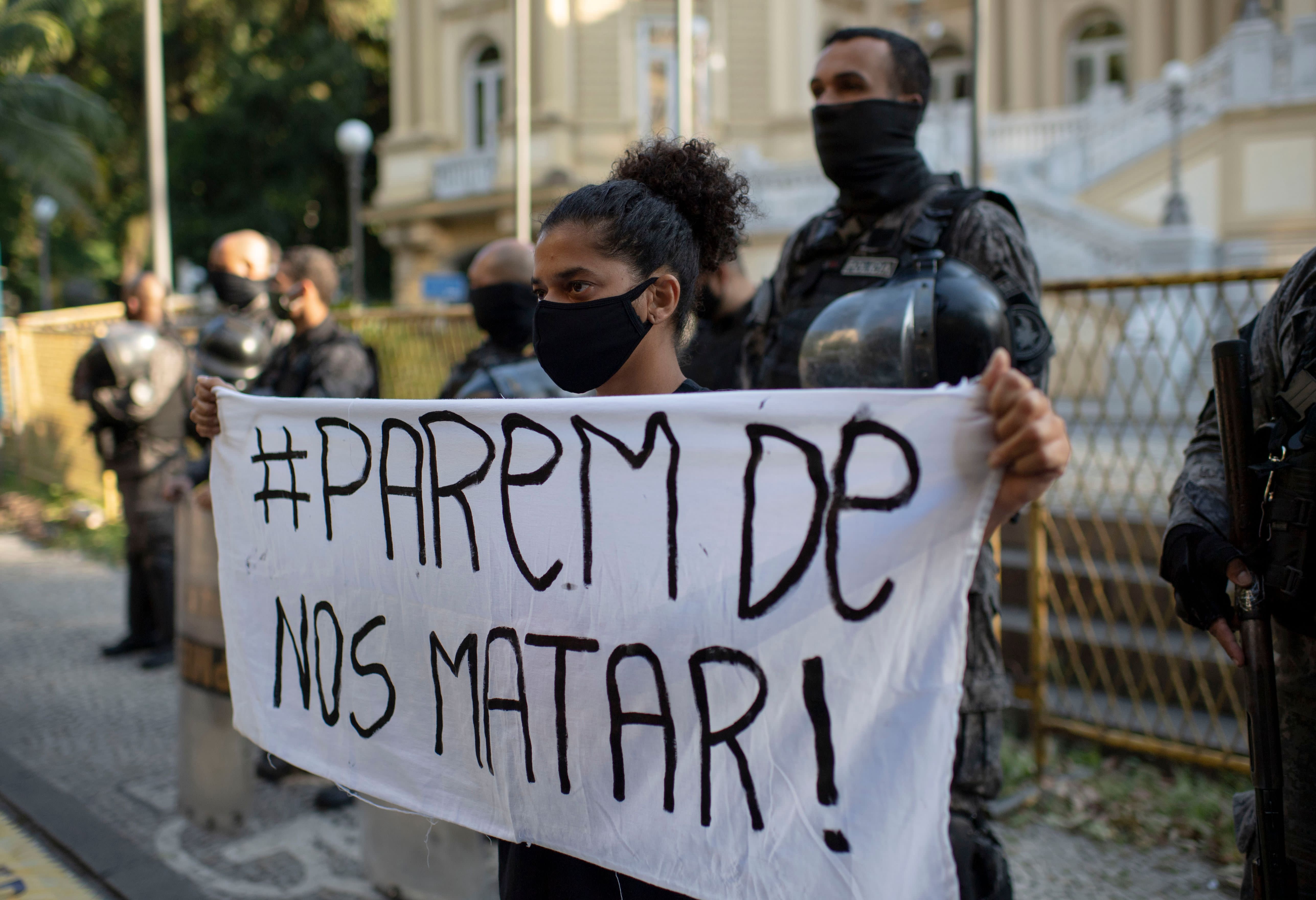 Protesto Contra Violência Policial Termina Em Confusão Com Polícia No Rio 8359