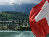 Stablecoin Default Guarantees Pose Risks to the Issuing Banks, Swiss Regulator Says