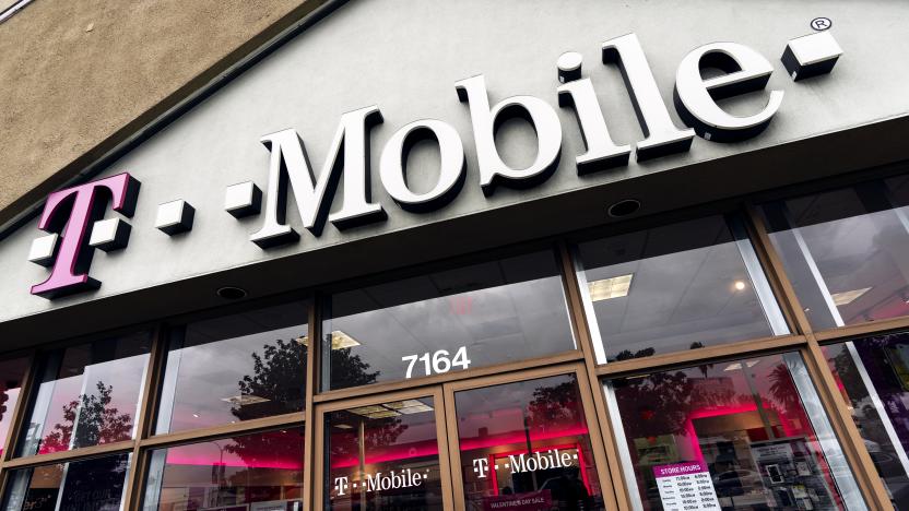 LOS ANGELES, CA, UNITED STATES - 2019/02/14: A T-Mobile store seen in Los Angeles. (Photo by Ronen Tivony/SOPA Images/LightRocket via Getty Images)
