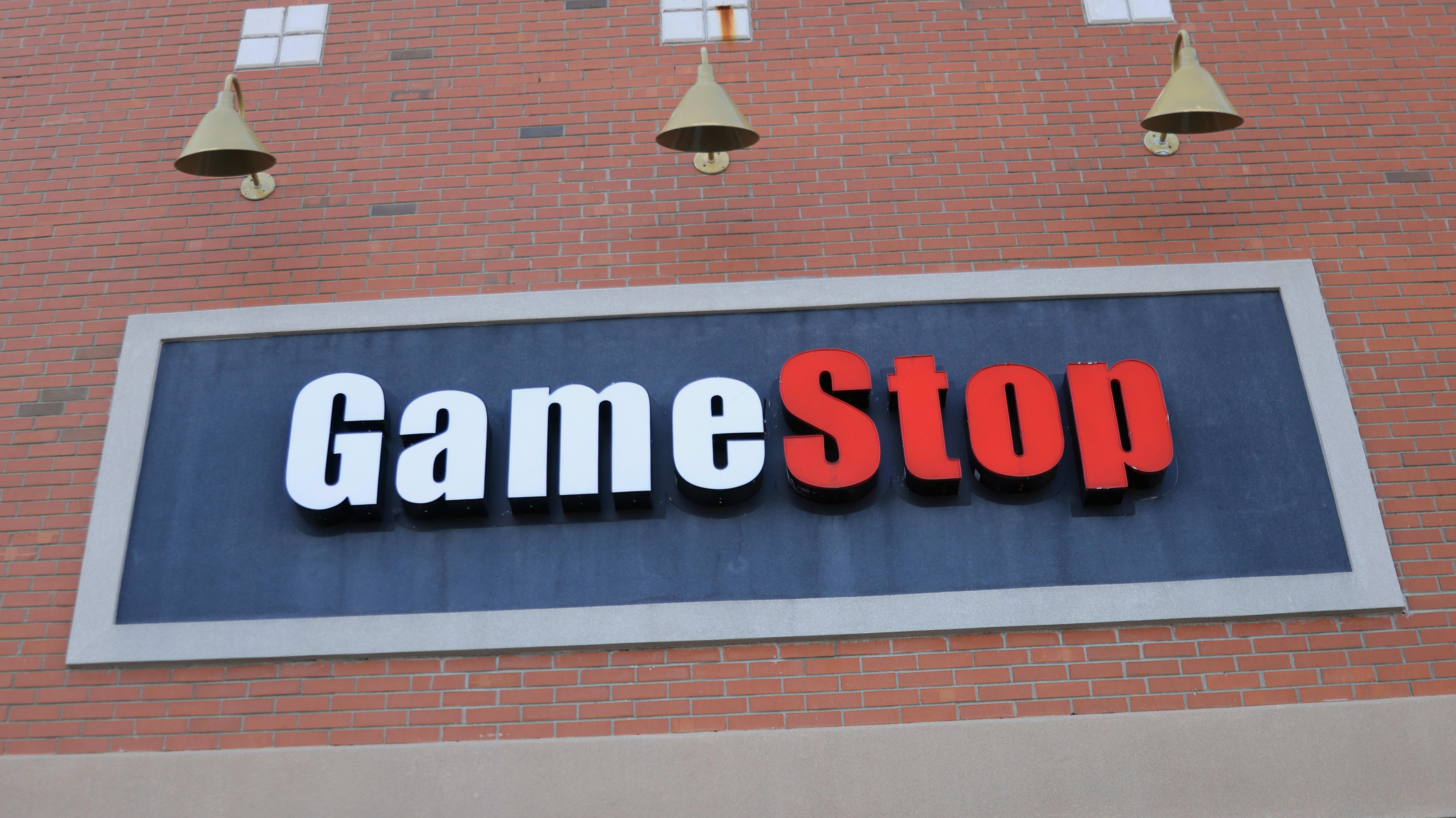 Billionaire Ryan Cohen takes over as CEO at GameStop, adding to chairman  role, DC News Now