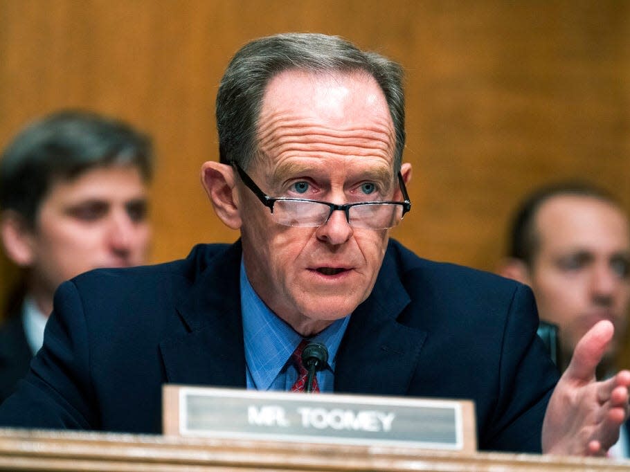 Sen. Pat Toomey takes jab at 'pseudo-celebrities' after comedian Jon Stewart bla..