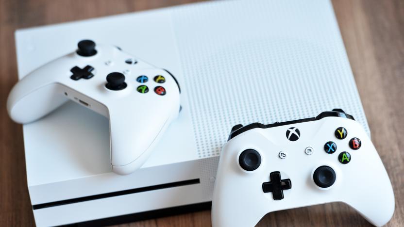 MERSIN, TURKEY - AUGUST 11: Gamepads and Microsoft Xbox One gaming console are seen in Mersin, Turkey, on August 11, 2019. (Photo by Sezgin Pancar/Anadolu Agency/Getty Images)