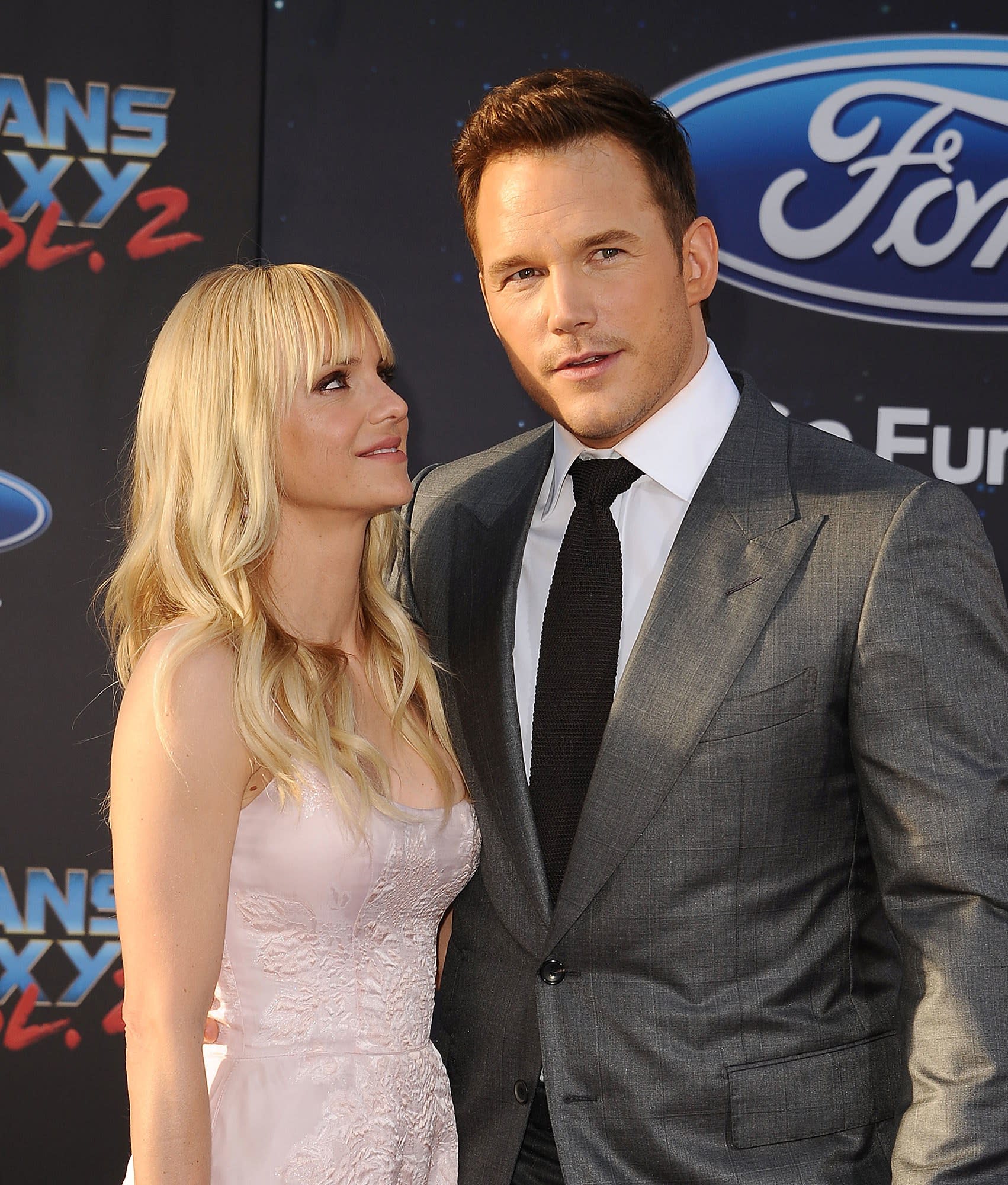 Anna Faris Porn Cartoons - Anna Faris Reacts to Chris Pratt's Engagement and Ushers in the New Era of  Amicable Celebrity Splits