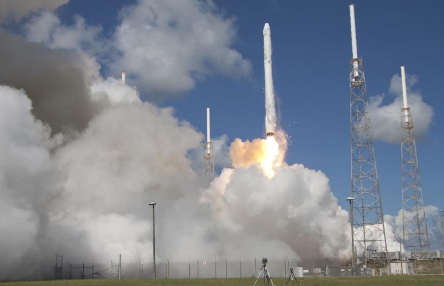 Transport von Astronauten: NASA schließt Vertrag mit SpaceX