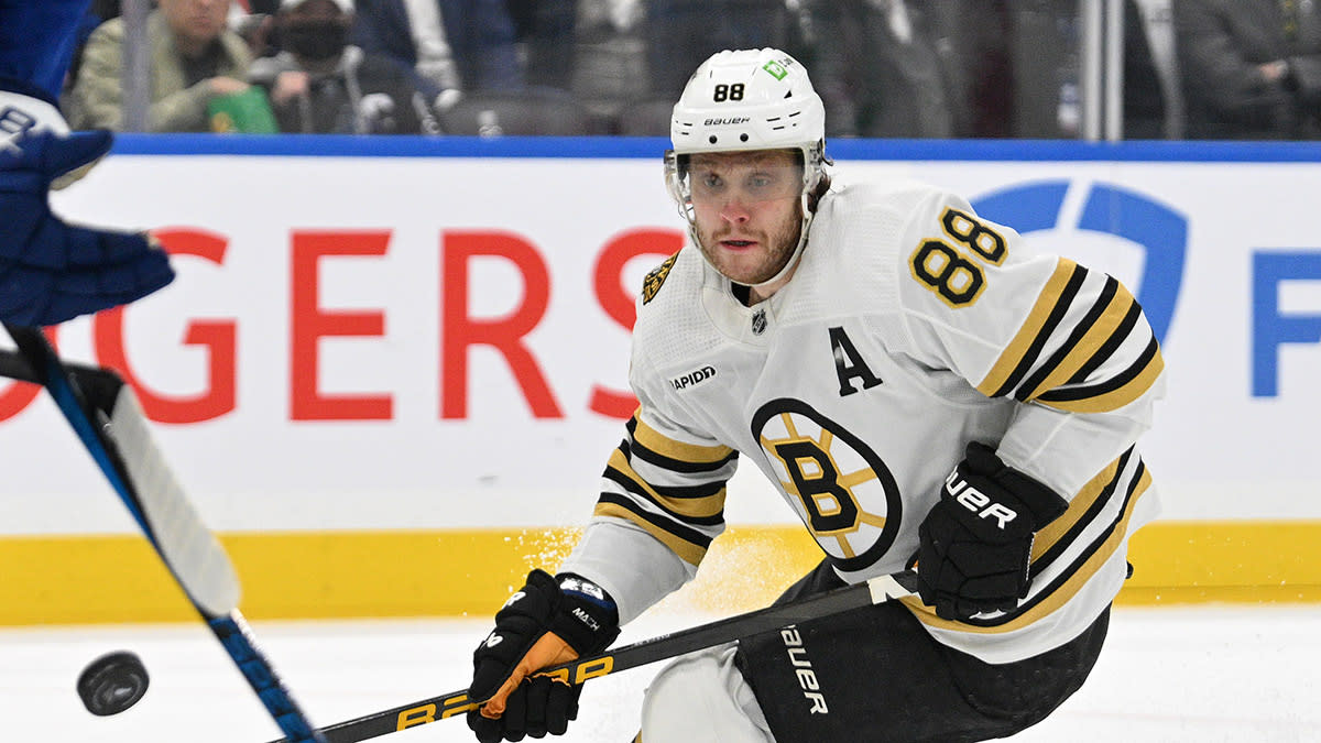 NHL predictions: Where experts expect Bruins to finish in division