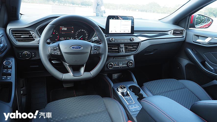 【車展同場加映】多連桿來襲、扭力樑依然撐得住！2020 Ford Focus ST-Line Lommel賽道特化版試駕實測！ - 8