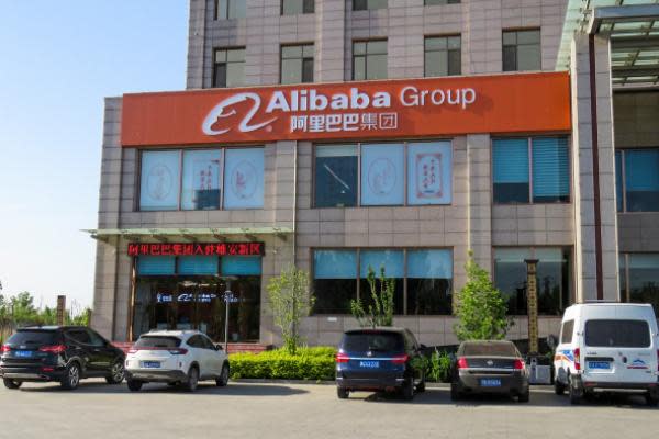 Alibaba shares tank even as a giant ups-buyback stock target at $ 10 billion