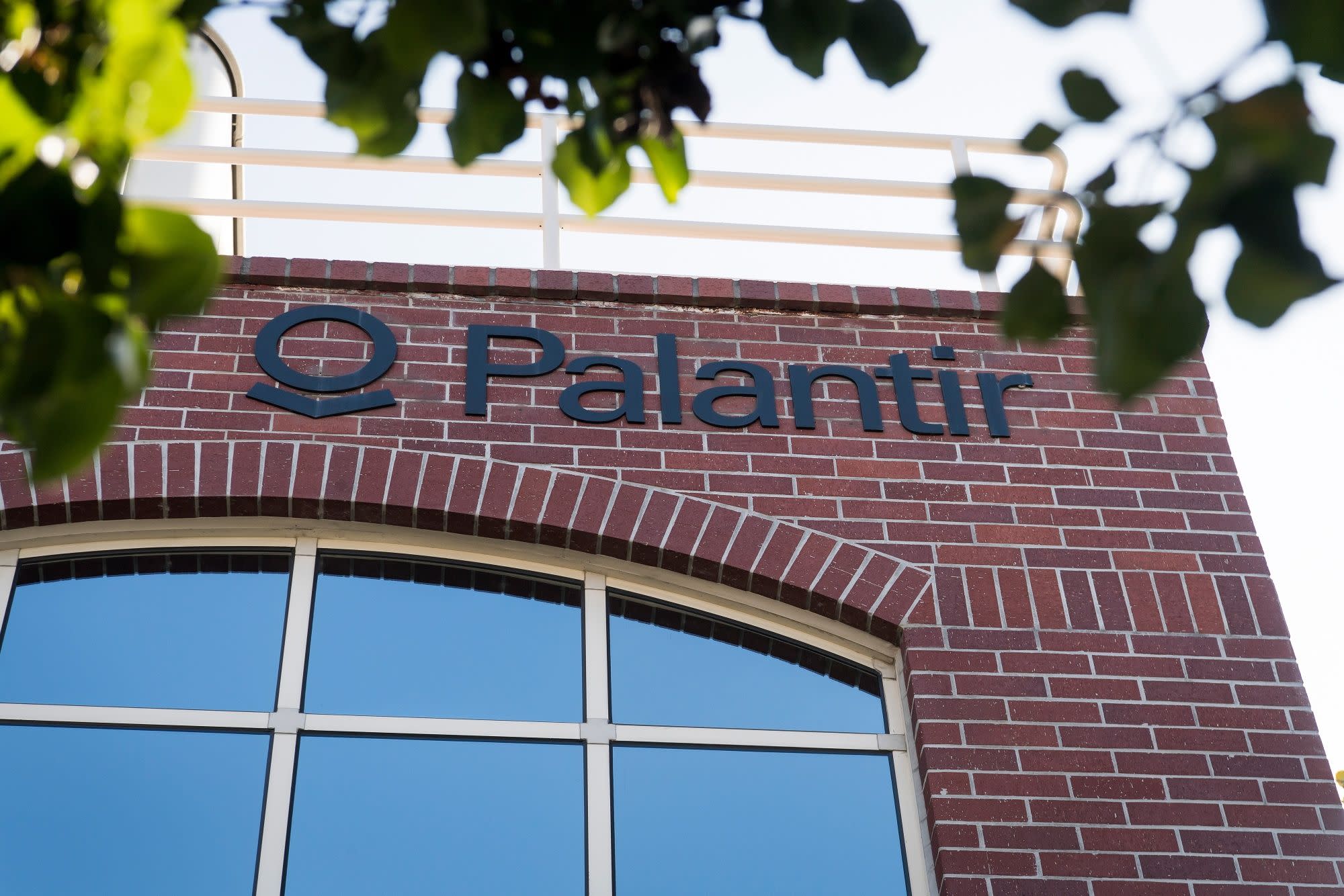 Palantir partners with IBM, paving the way for an expanded sales team
