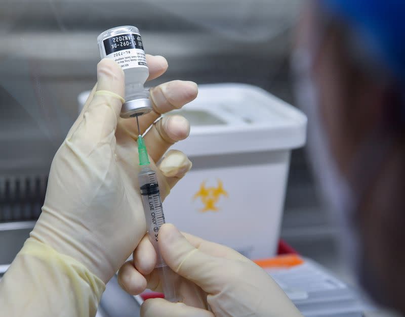 South Korean hospitals extract extra doses of COVID vaccine from vials