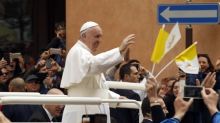 Papa Francisco se cruza con historia de "tiranía papal" en norte de Italia