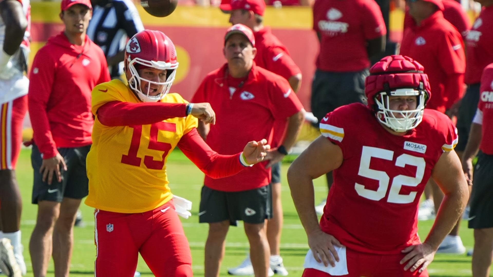 Are the Kansas City Chiefs a runaway favorite to win the AFC West