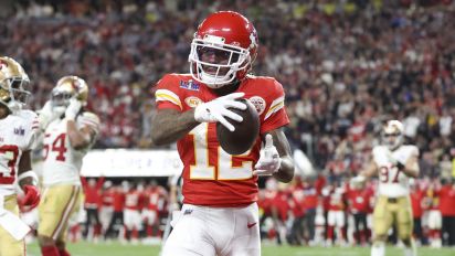 Yahoo Sports - Receiver and return specialist Mecole Hardman is reportedly re-signing with the Kansas City Chiefs on a one-year