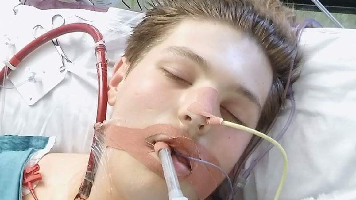 Teenager who almost died warns others not to vape