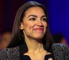Ocasio-Cortez says Green New Deal critics are making 'fools of themselves'