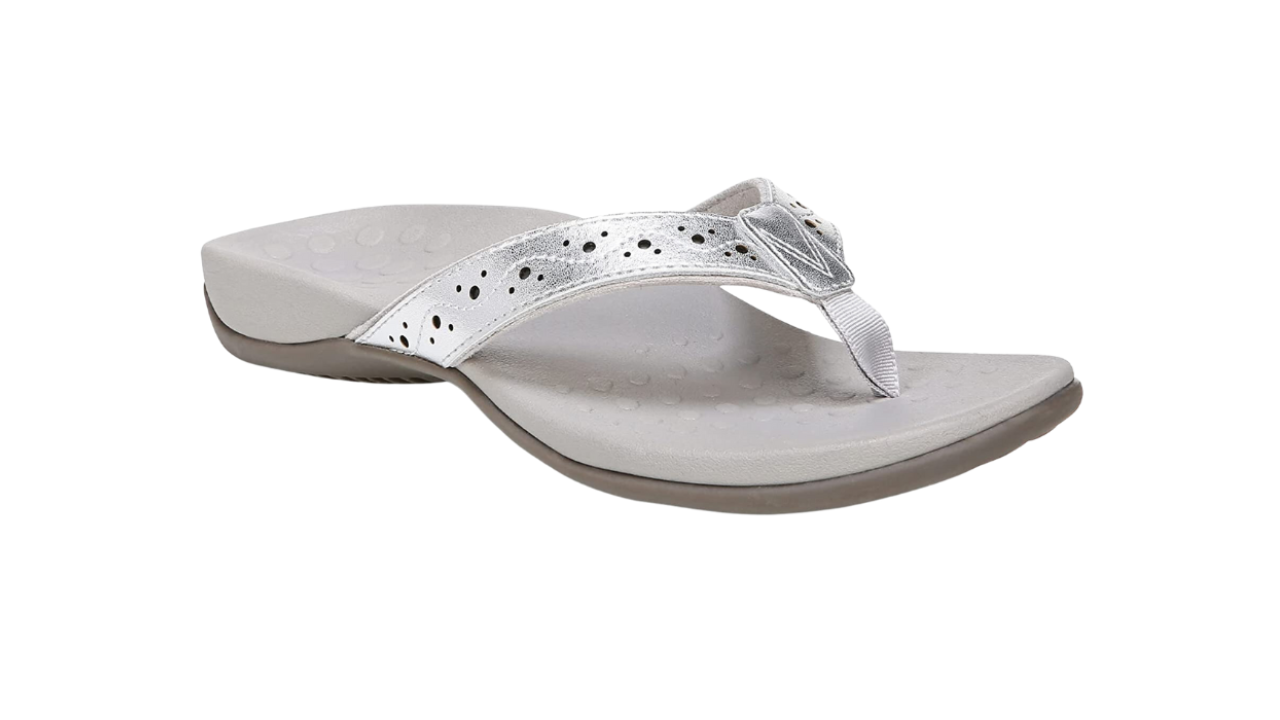 The Flip-Flop-Off: Choosing the Best, Most Comfortable Flip Flops - Kelley  Nan