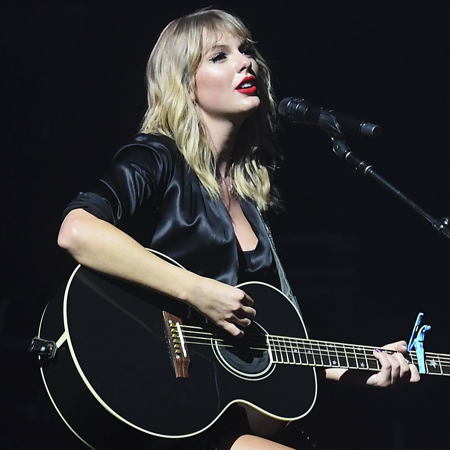 Taylor Swifts Lover Tour Will Basically Be A Huge Music