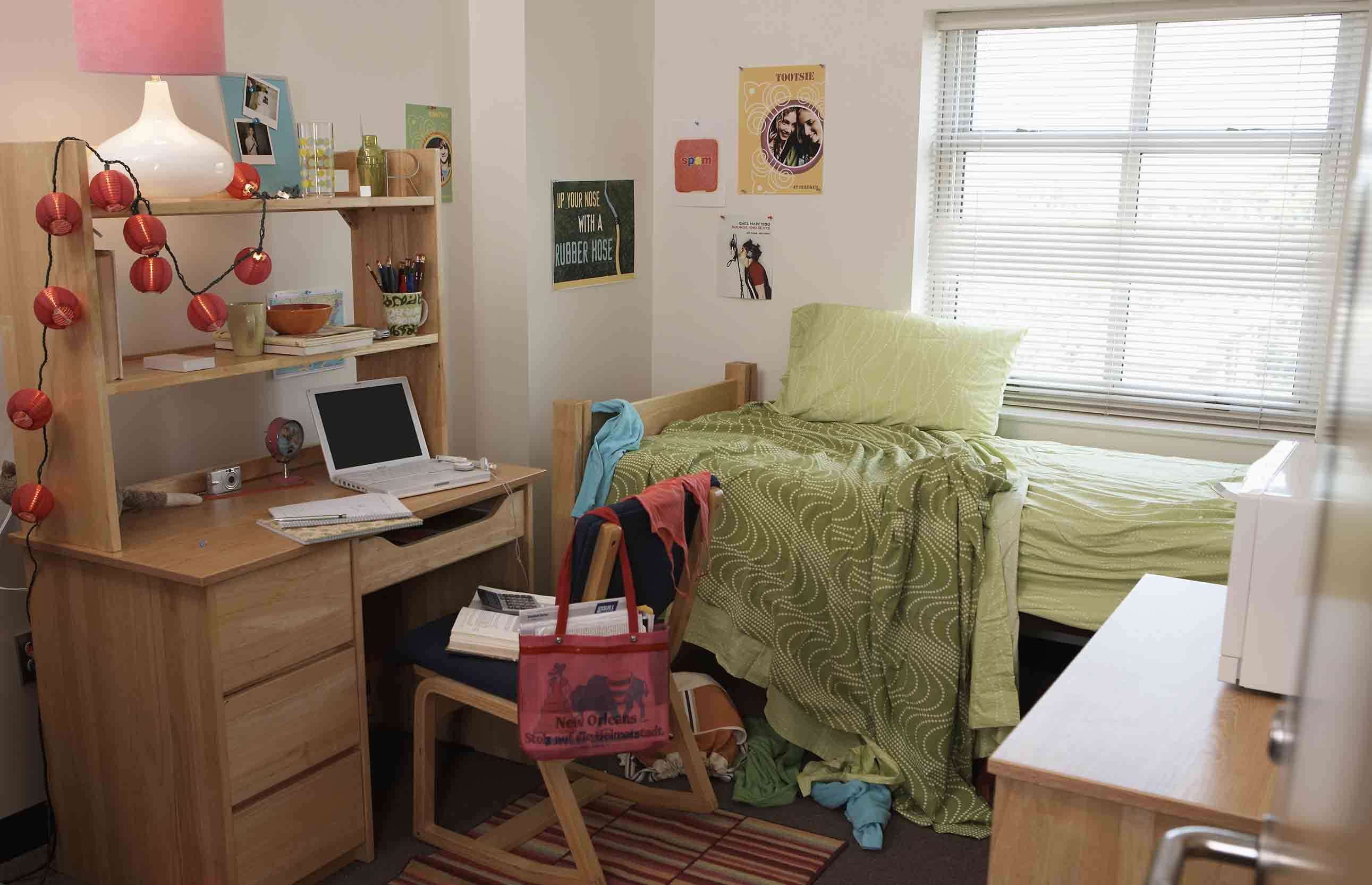 College Student In Hot Water For Listing Dorm Room On