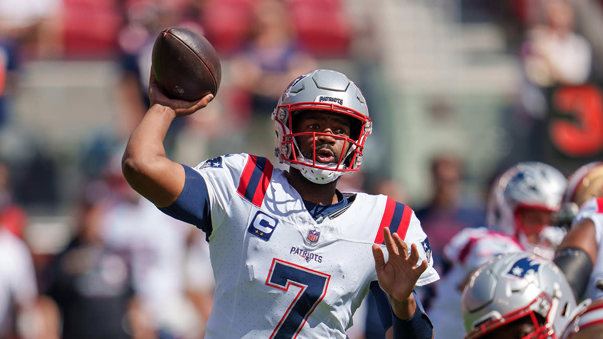 Ted Johnson: Brissett was ‘a detriment' to Patriots in loss vs. 49ers