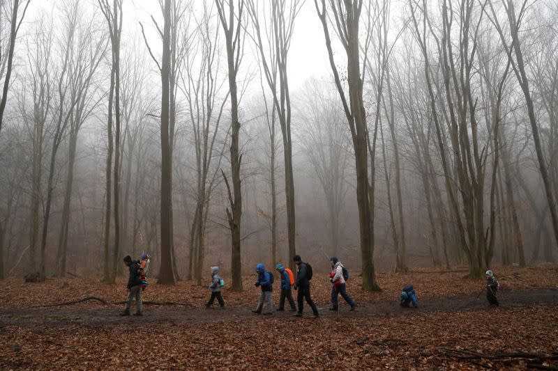 Thousands hit Hungary's famous hiking trail to beat ...