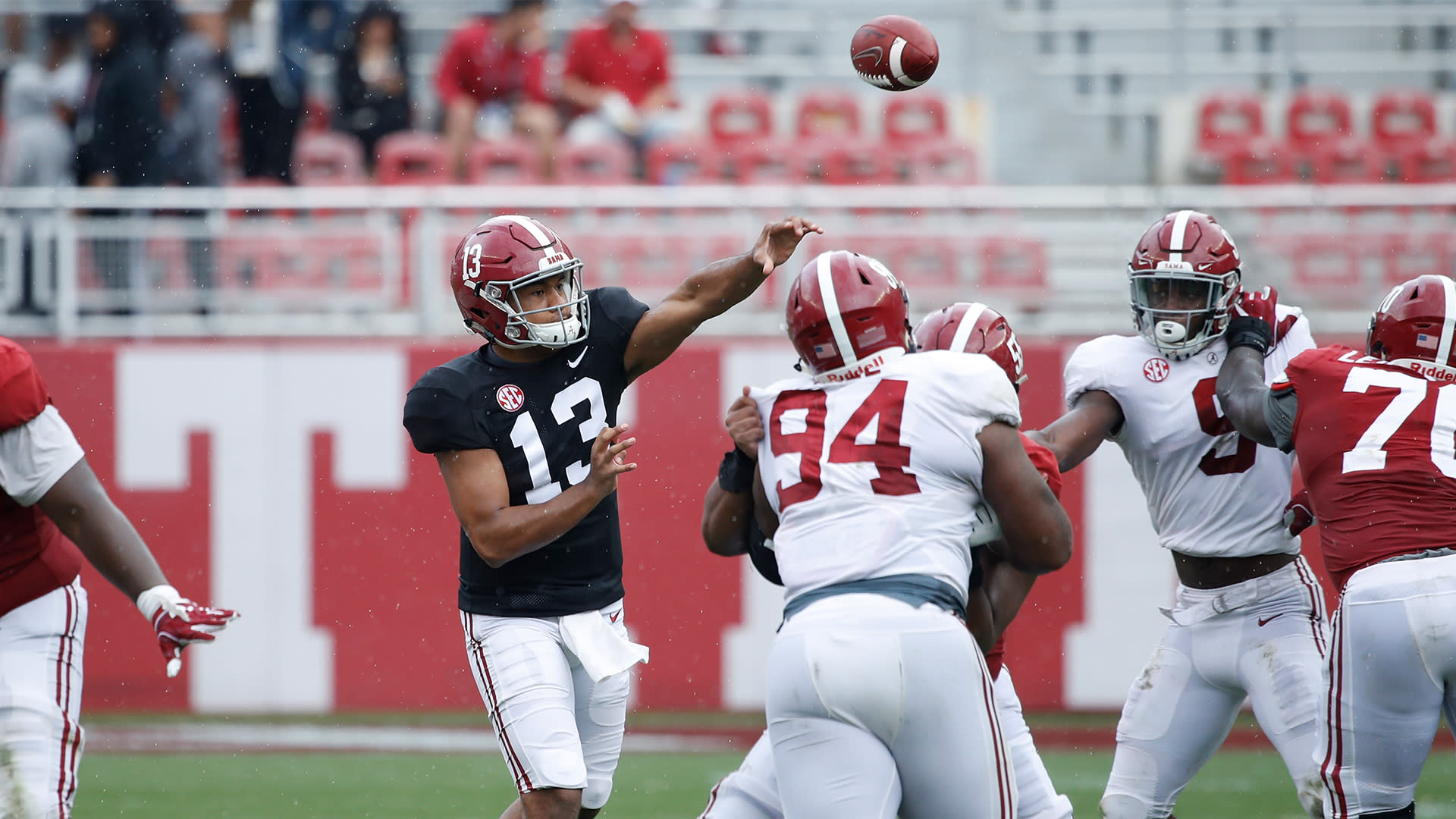 Jaylen Waddle's breakout Iron Bowl could be preview of Alabama's