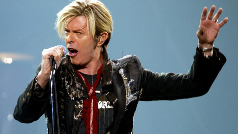 David Bowie performs his North American debut of "A Reality Tour" in Montreal, December 13, 2003. Bowie kicked off his first North American concert series in eight years after battling the flu for a week and canceling several shows.