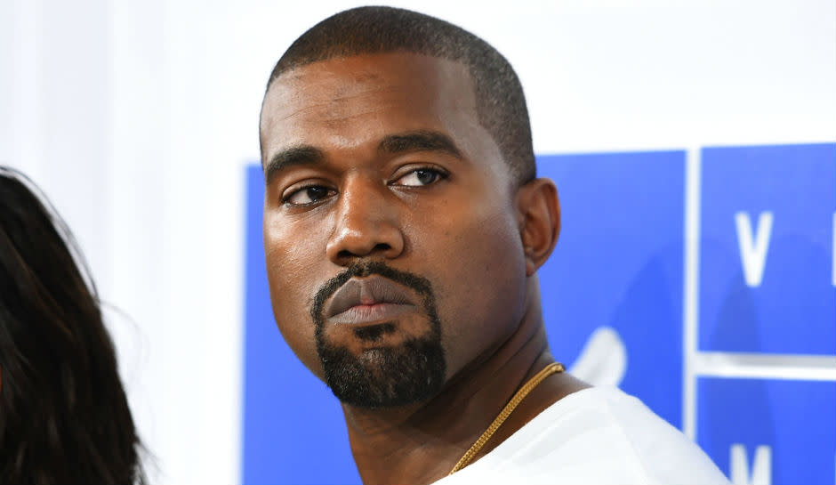 2. Kanye West's Blonde Hair Sparks Twitter Frenzy - wide 7