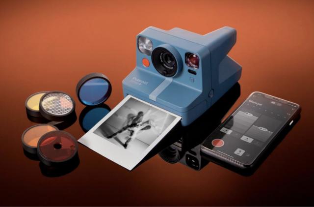 Polaroid Now gives the classic instant camera a new look and lens - CNET