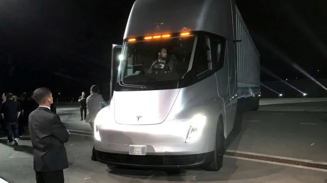 Tesla Semi trucks in short supply for PepsiCo 