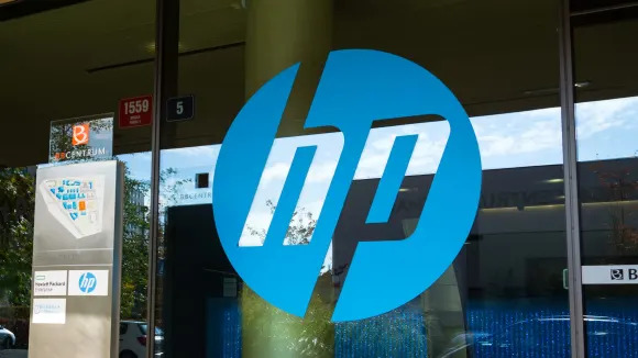 Dow drops 411 points, HP Inc. CEO talks AI PCs: Market Domination Overtime