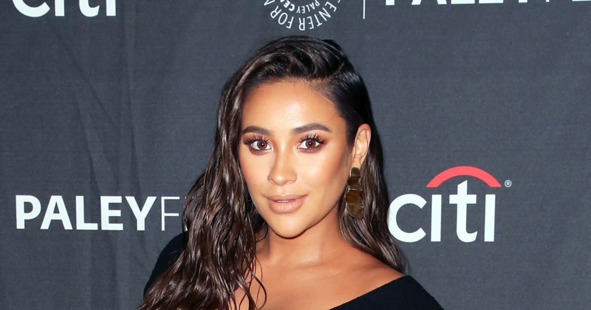 Pregnant Shay Mitchell Cries Over The Possibility Of A C Section I 8183