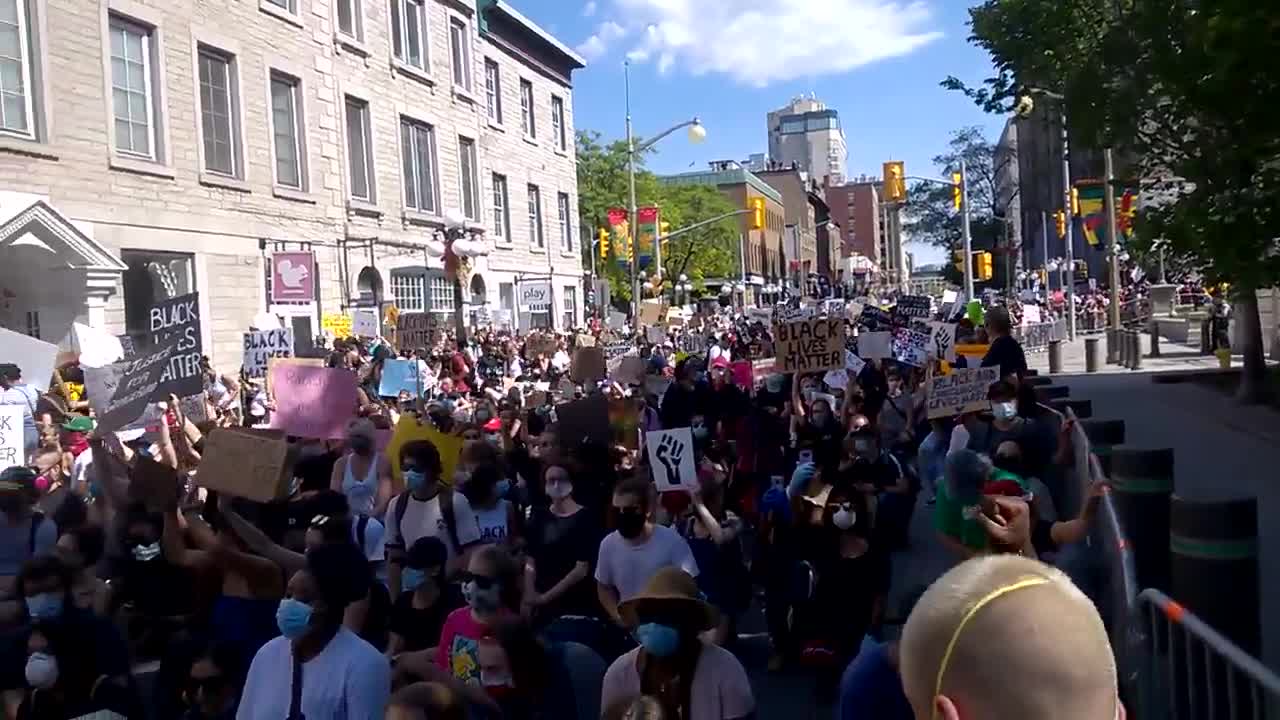 Demonstrators Protest Outside US Embassy in Ottawa, Canada [Video]